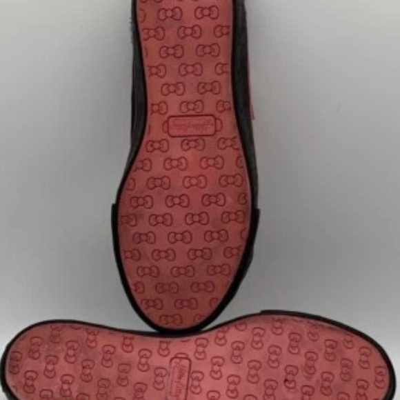 Hello Kitty Black‎ and Pink Sneakers Sanrio - Picture 2 of 11